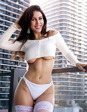 Bella Brookz