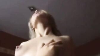 Решил ебнуть свою девушку в анал и кончить - www.sexdoiki.ru