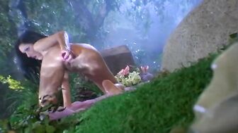 Taylor Rain is a sexy brunete who enjoys cock outdoors