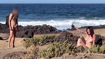 NUDIST BEACH BLOW-JOB: I reveal my difficult cock to a bitch that asks me for a semen and sperm in her mouth.