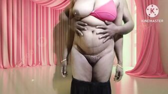 Bollywood hot Tamil bhabhi fucked by her husband dogi style sex and difficult-core outdoor and home made authentic sex film