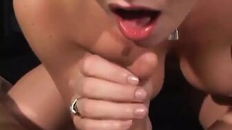 Missy Monroe Loves Handling Sperm feat. Missy Monroe - Perv Milfs n Teens